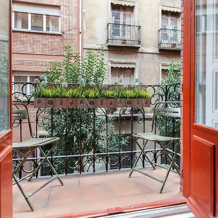 Charming Gran Via Luna Madrid Buitenkant foto
