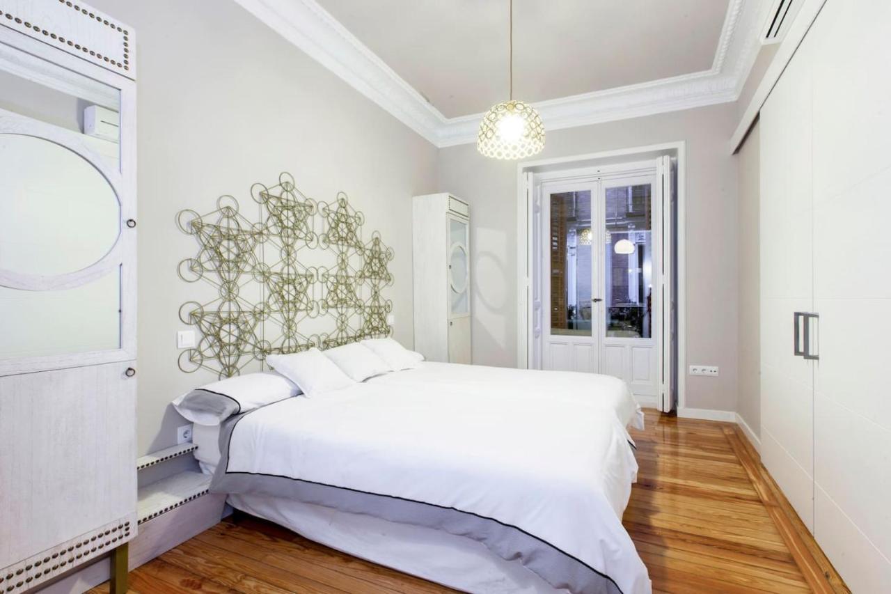 Charming Gran Via Luna Apartament Madryt